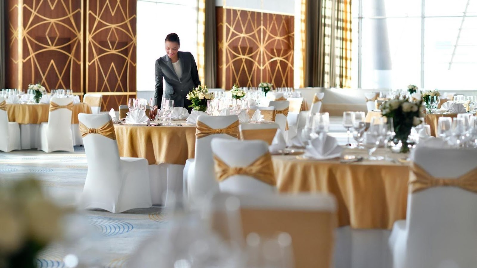 قاعات زفاف فندق جراند بلازا موفنبيك ميديا