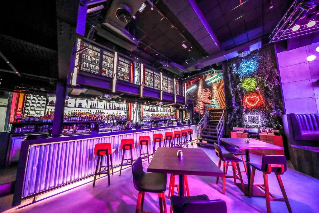 فندق جراند ميلينيوم دبي خيارات الطعام والشراب