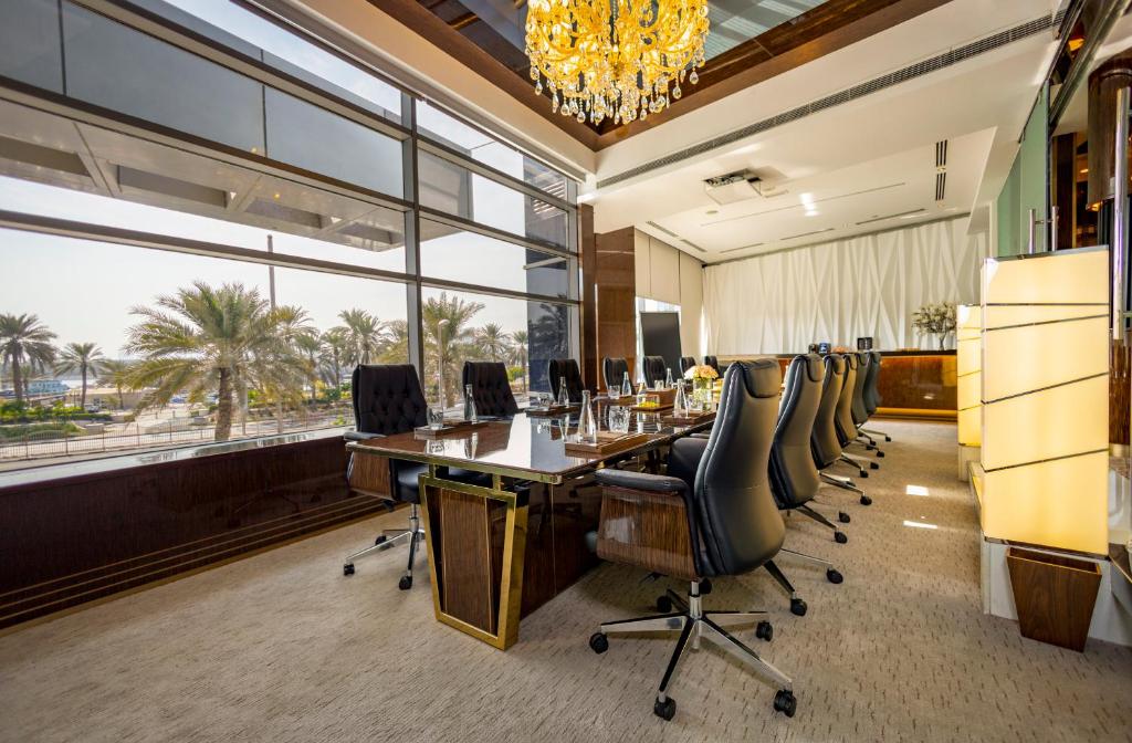 فندق بوتيك جولدن ساندز دبي كريك: ملاذك المثالي على خور دبي 14 قاعات الاجتماعات في فندق جولدن ساندز بوتيك