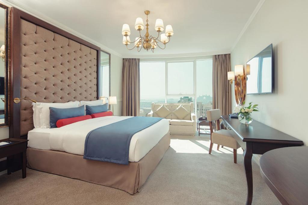 فندق ديوكس النخلة - رفاهية بريطانية في قلب دبي 4 غرف فندق ديوكس النخلة