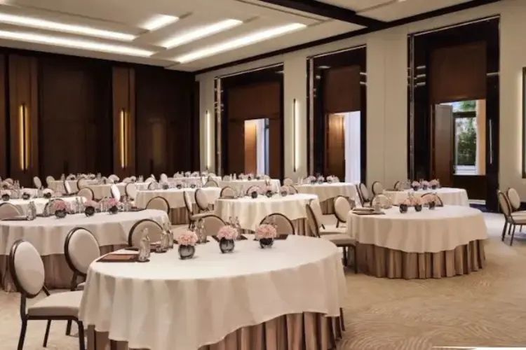 فندق ذا لانا دبي قاعات الزفاف
