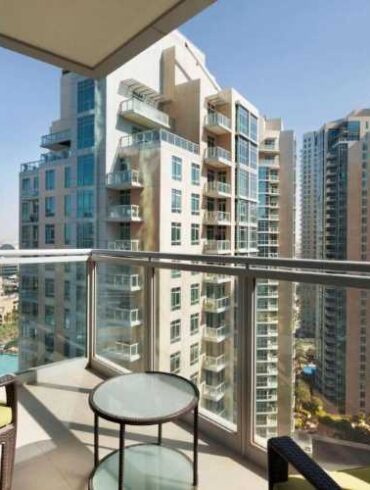 فندق رامادا داون تاون