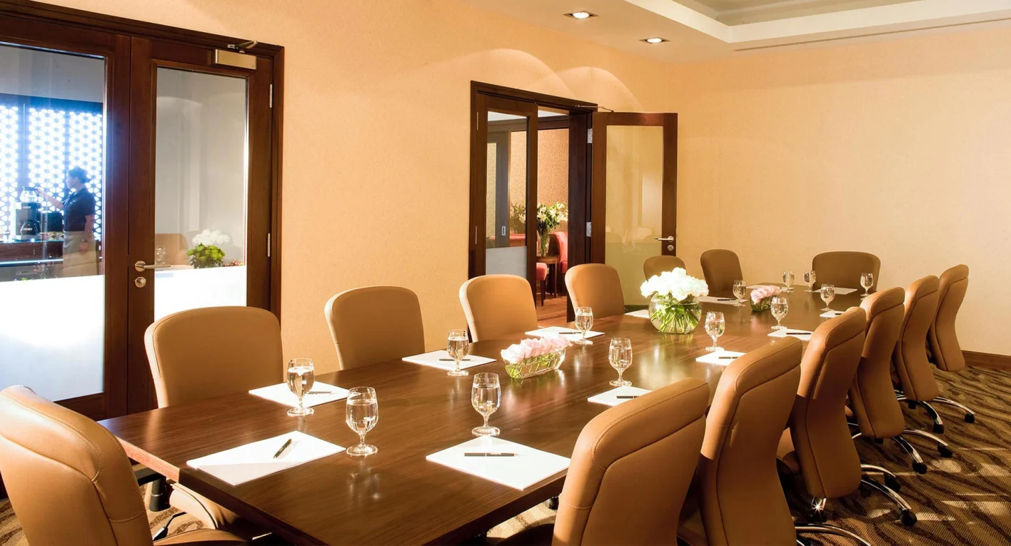 قاعات رجال الأعمال فندق لا سويت دبي