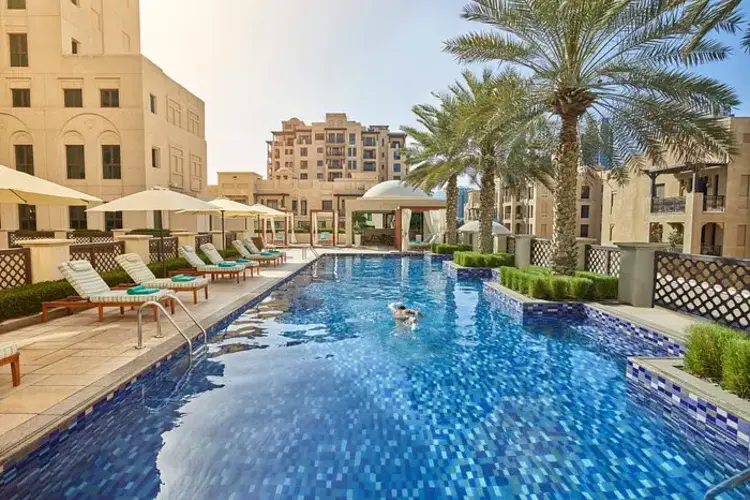 فندق هيريتيج، أوتوغراف كوليكشن - المعالم السياحية القريبة