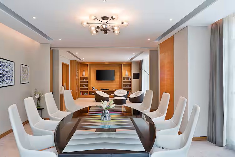  قاعات الاجتماعات فندق دبل تري باي هيلتون دبي