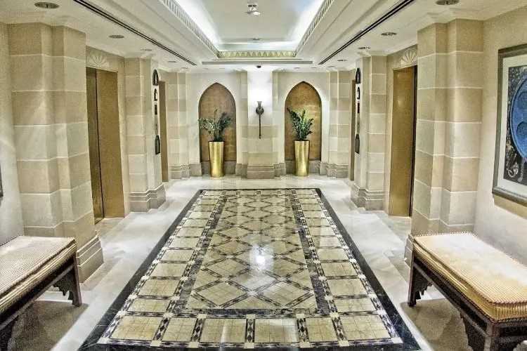 قاعات رجال الأعمال  في فندق جميرا ميناء السلام 