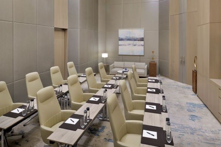 فندق العنوان دبي مول: إقامة فندقية لا مثيل لها 12 قاعات اجتماعات رجال الأعمال في فندق العنوان دبي مول