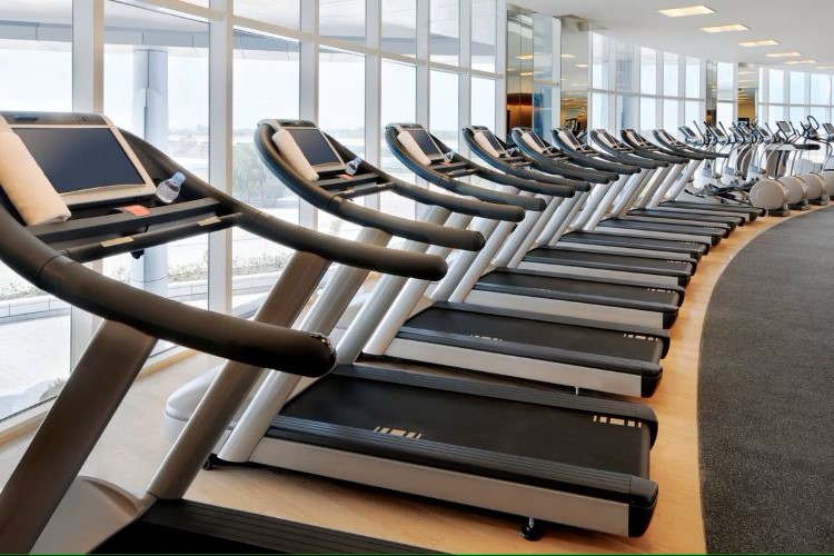 مركز اللياقة البدنية في فندق جي دبليو ماريوت دبي