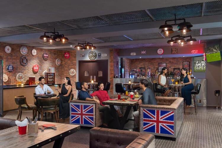 مطعم فندق جالف كورت