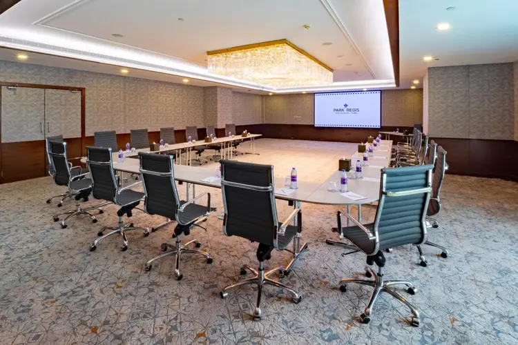 منتجع بارك ريجيس في جزر الأمير دبي - قاعات رجال الأعمال