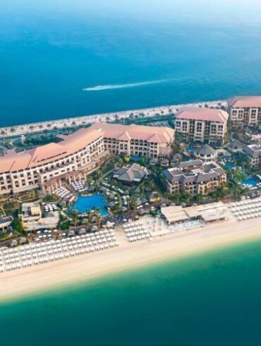 منتجع وسبا سوفيتيل دبي بالم