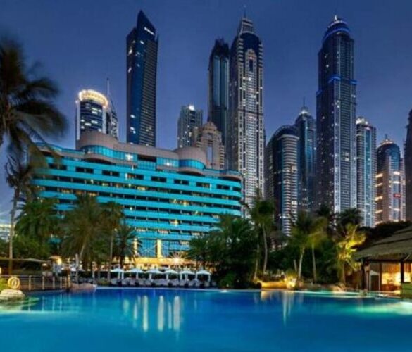 منتجع ومارينا لو ميريديان شاطئ الميناء السياحي