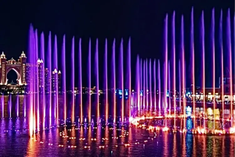 نافورة النخلة دبي