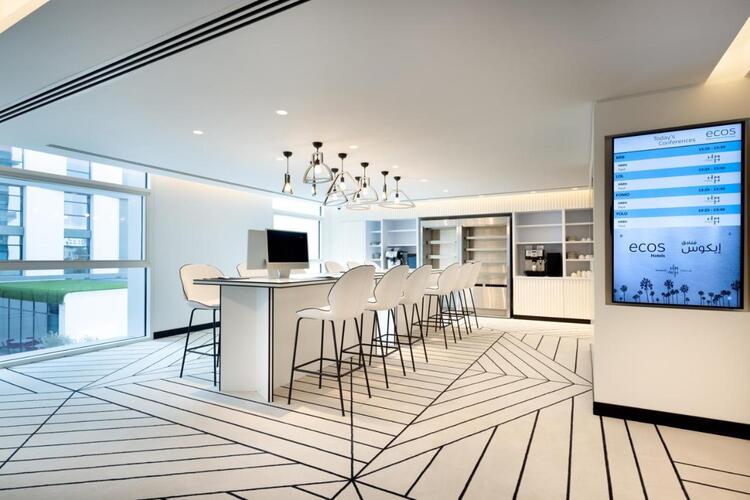 فندق إيكوس دبي في الفرجان: ملاذك المثالي للهروب من صخب المدينة 12 قاعات اجتماعات فندق إيكوس دبي في الفرجان.