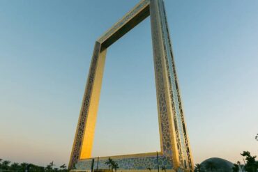 Dubai frame