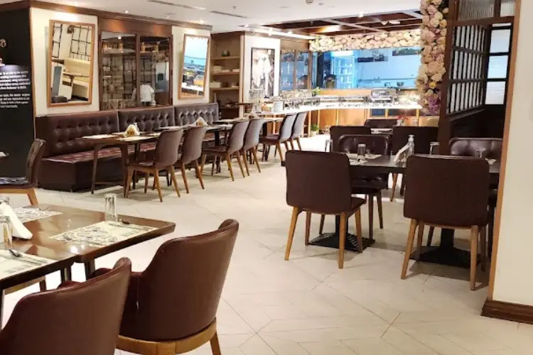 مطعم أرابيسك من مطاعم شارع الشيخ زايد