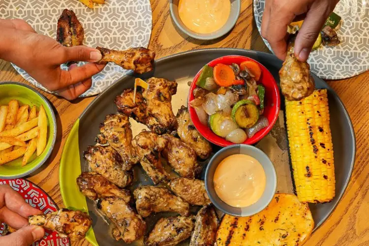 مطاعم شارع الشيخ زايد: أفضل 18 مطعم لتجربة فاخرة لا تُنسى